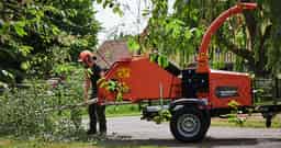 TW 230HB Brush Chipper