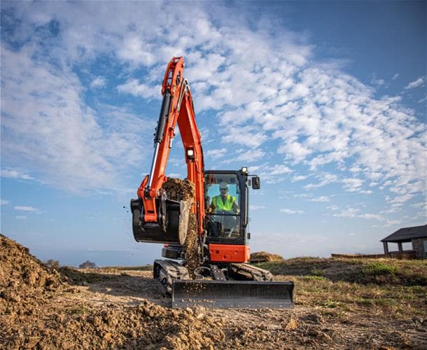 performancemeetstech Performance Meets Technology in New Kubota Construction Equipment